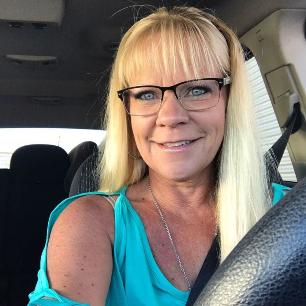 Meet your Posher, Pam